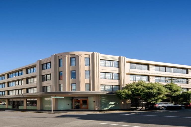 Photo of property in 101/3 Roxburgh Street, Mount Victoria, Wellington, 6011