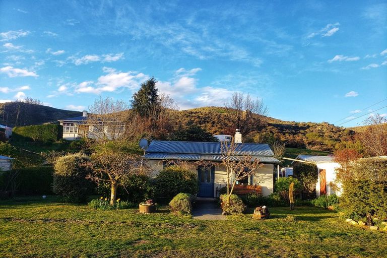 Photo of property in 38 Old Slip Road, Hakataramea, Kurow, 9498