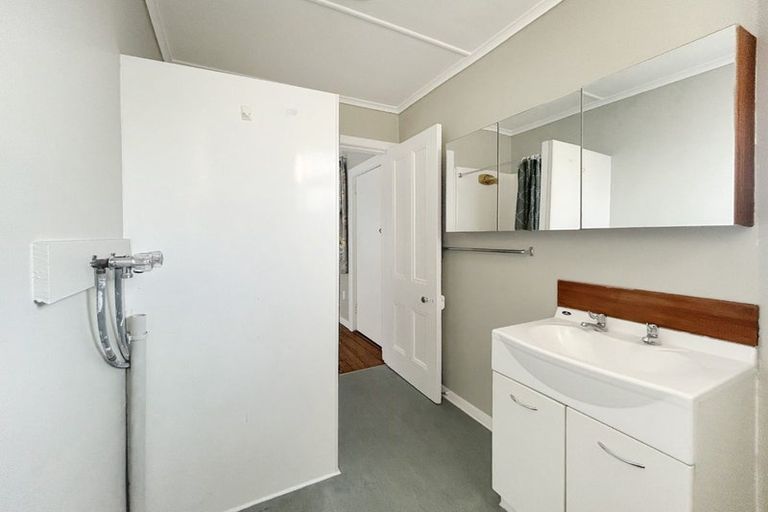 Photo of property in 393 College Street, Hokowhitu, Palmerston North, 4410