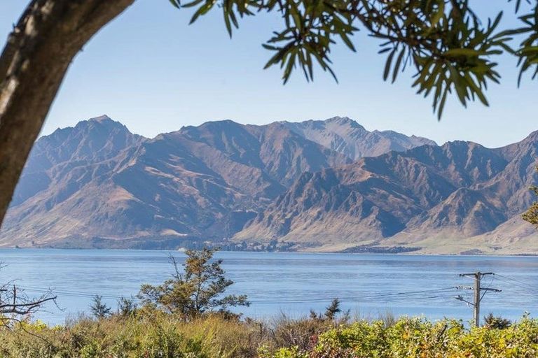 Photo of property in 76 Capell Avenue, Lake Hawea, Wanaka, 9382