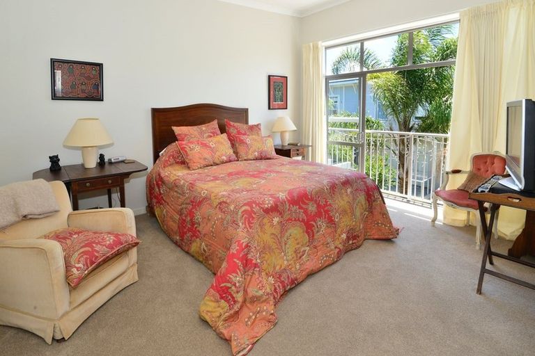 Photo of property in 24 Parkside Drive, Orewa, 0931