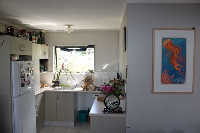Photo of property in 2 Koe Street, Moana, 7872