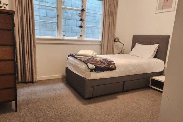 Photo of property in 10 Stanley Street, Berhampore, Wellington, 6023