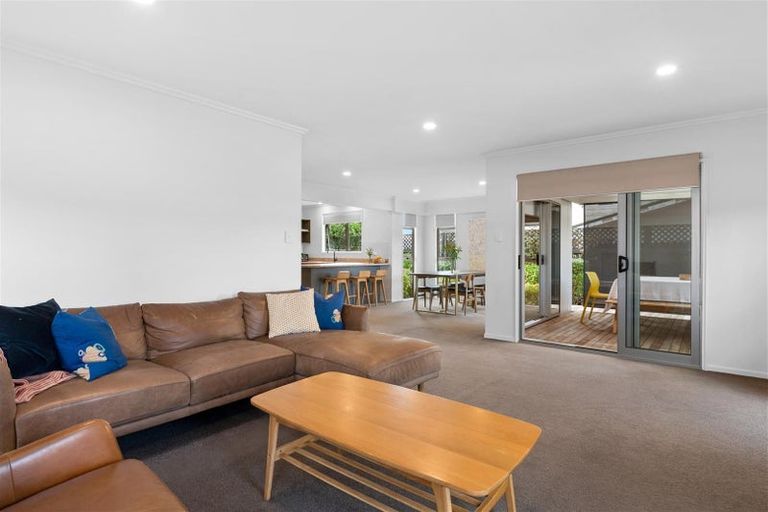 Photo of property in 4 Carter Drive, Pomare, Rotorua, 3015