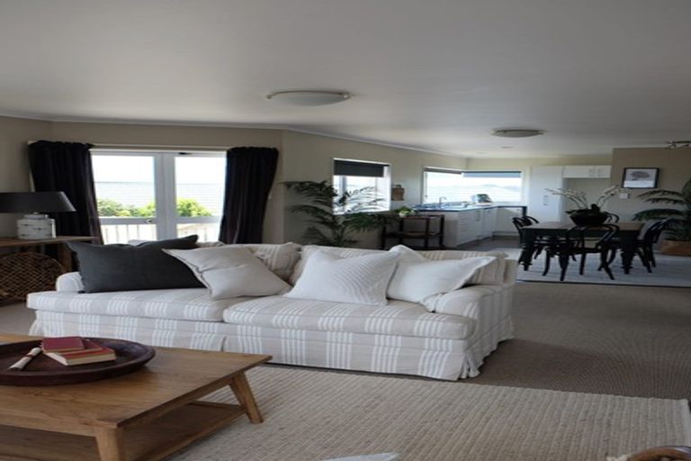 Photo of property in 1/15 Chatswood Grove, Fitzroy, New Plymouth, 4312