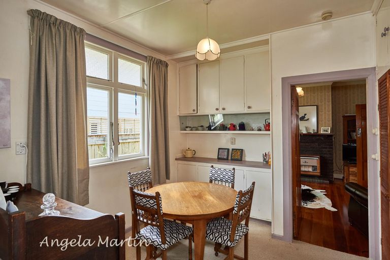 Photo of property in 46 Dahlia Street, Palmerston North, 4410