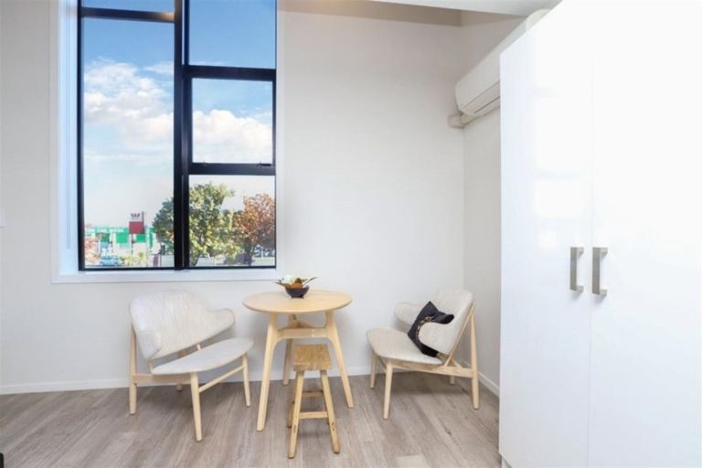 Photo of property in 104/1 Village Quarter Lane, Frankton, Hamilton, 3204