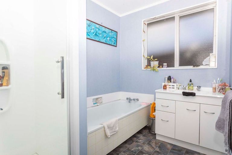 Photo of property in 32 Victor Street, Dannevirke, 4930