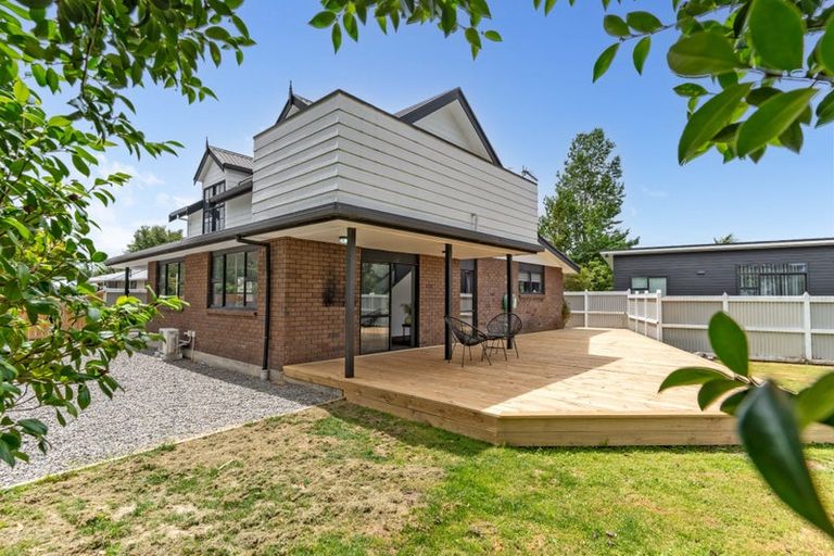 Photo of property in 7a Kempton Street, Greytown, 5712