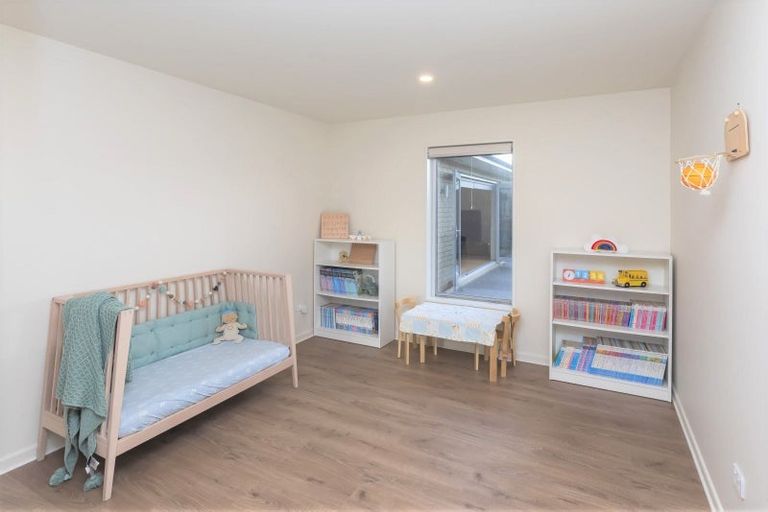 Photo of property in 94 Rannoch Drive, Broomfield, Christchurch, 8042