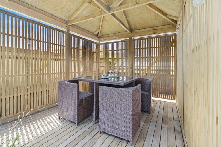 Photo of property in 2/8 Coates Road, Papatoetoe, Auckland, 2025