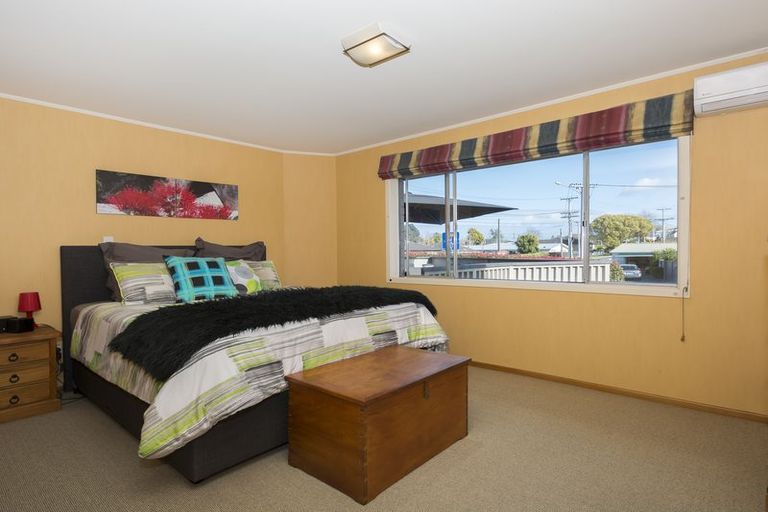 Photo of property in 2 Sharyn Place, Brookfield, Tauranga, 3110