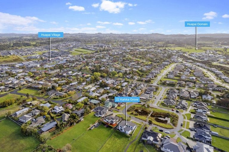 Photo of property in 22 Kahika Grove, Huapai, Kumeu, 0810