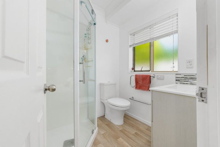 Photo of property in 33 Cate Road, Rototuna North, Hamilton, 3210