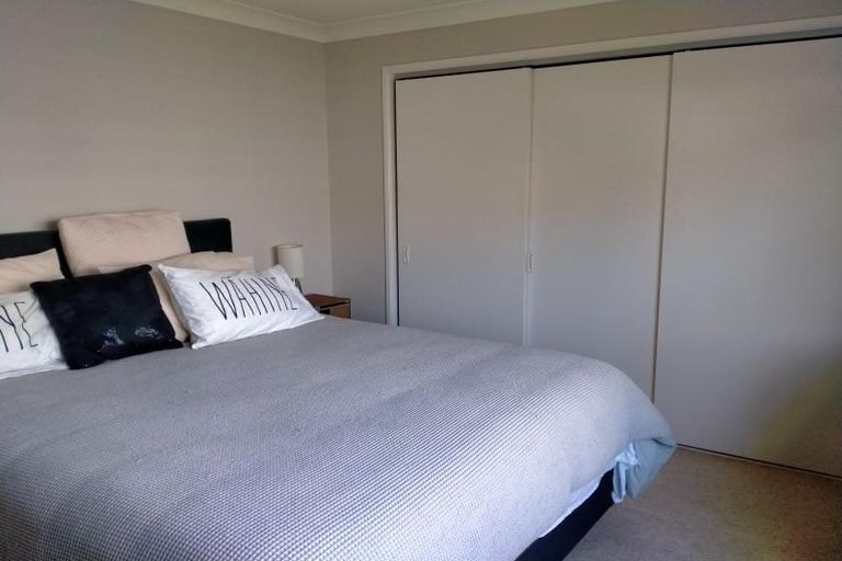 Photo of property in 2/68 Guppy Road, Greenmeadows, Napier, 4112