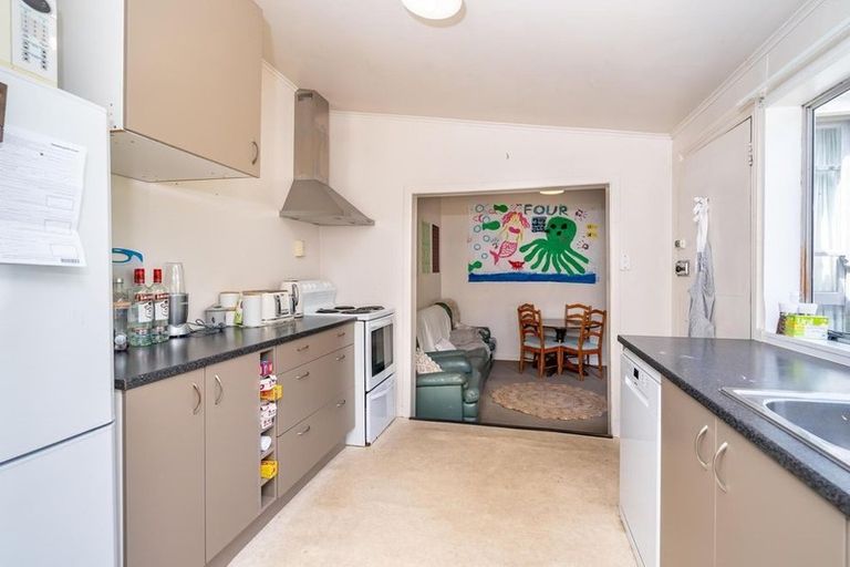 Photo of property in 56 Queen Street, North Dunedin, Dunedin, 9016