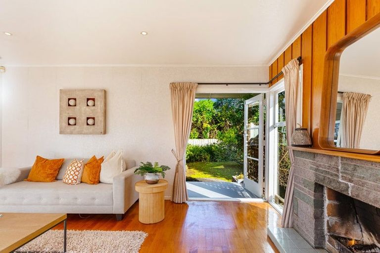Photo of property in 28 O'donn Avenue, Beach Haven, Auckland, 0626