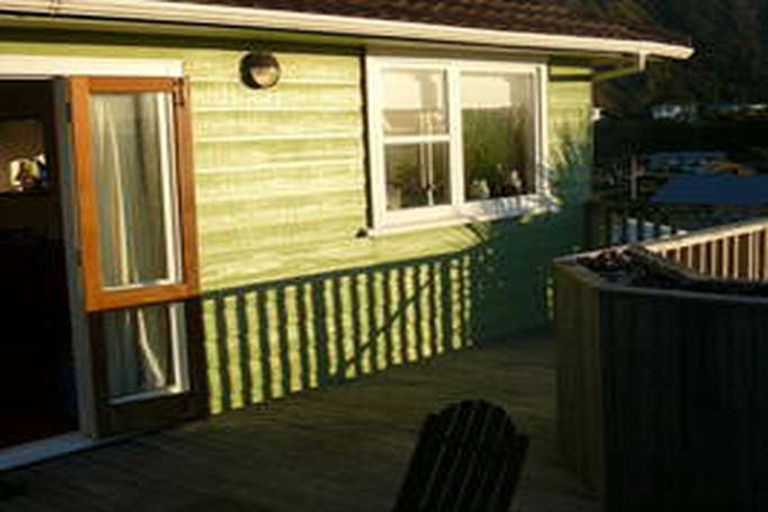 Photo of property in 145 Wellington Road, Paekakariki, 5034