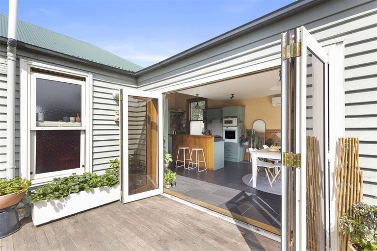 Photo of property in 11 Havelock Street, Phillipstown, Christchurch, 8011