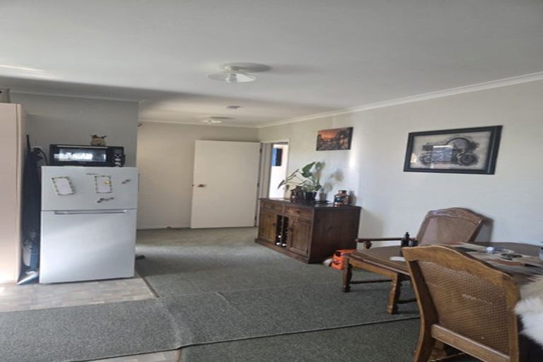 Photo of property in 2/75 Mclauchlan Street, Springlands, Blenheim, 7201