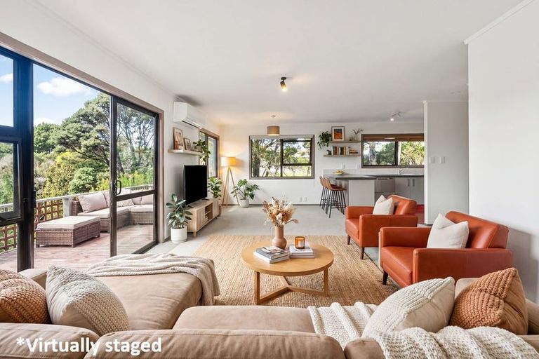 Photo of property in 91 Doves Bay Road, Kerikeri, 0294