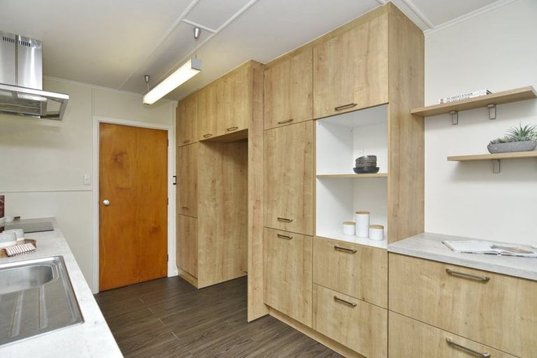 Photo of property in 20 Dufek Crescent, Wigram, Christchurch, 8042