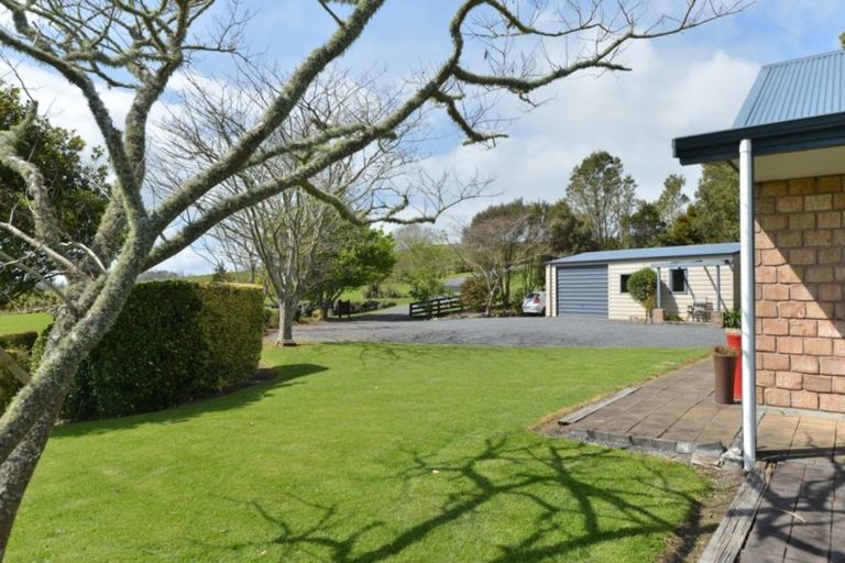Photo of property in 839a Te Ahu Ahu Road, Waimate North, Kerikeri, 0293