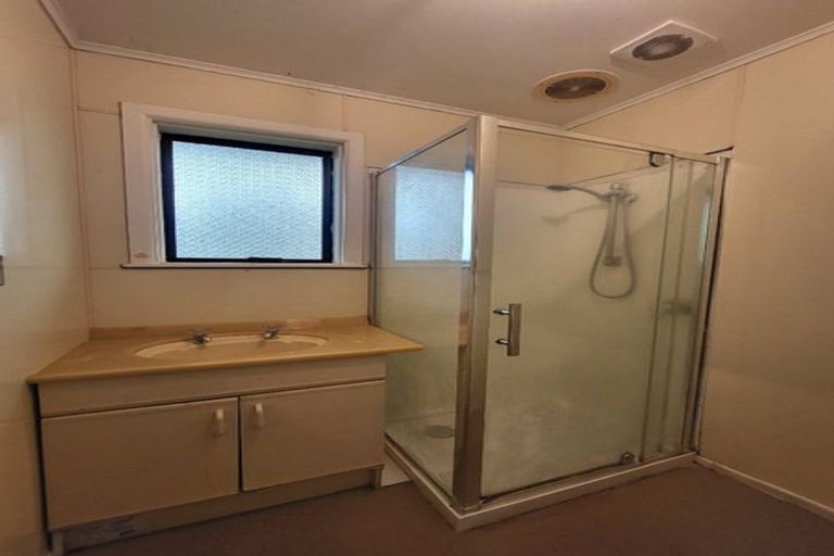 Photo of property in 18 Valentine Street, Papakura, 2110