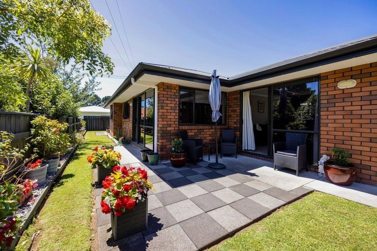 Photo of property in 9d Wilton Street, Westown, New Plymouth, 4310