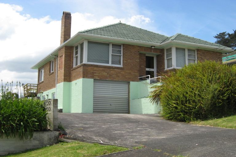 Photo of property in 33 Scott Avenue, Mangere Bridge, Auckland, 2022