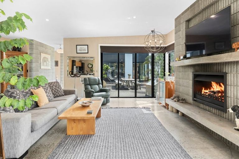 Photo of property in 133 Raleigh Street, Brixton, Waitara, 4382