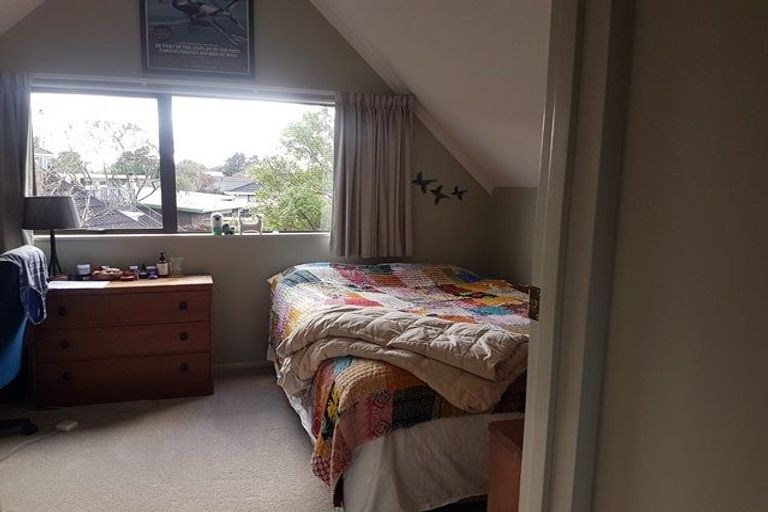 Photo of property in 77a Waterloo Crescent, Hokowhitu, Palmerston North, 4410