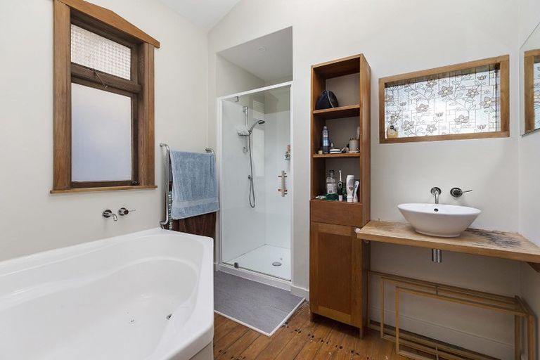 Photo of property in 7 Mana Street, Vogeltown, Wellington, 6021