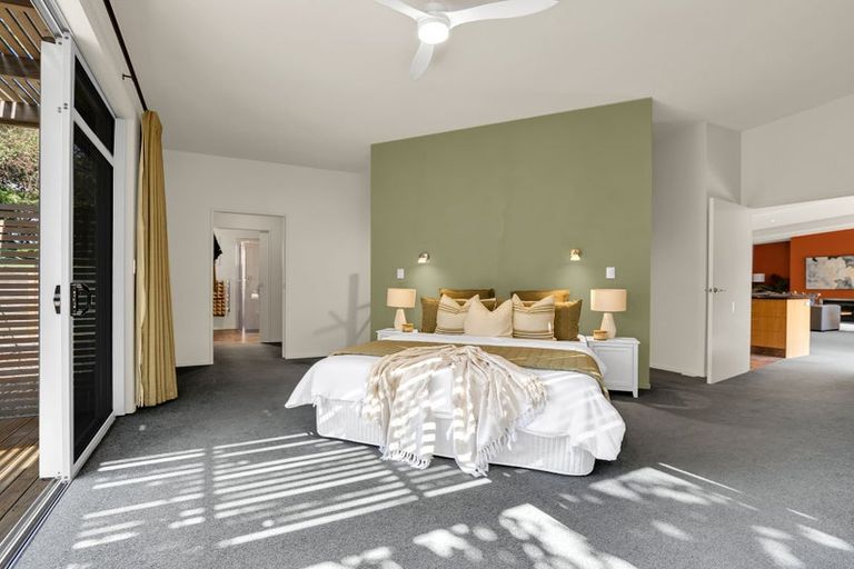 Photo of property in 2a Wouldbank Way, Welcome Bay, Tauranga, 3112