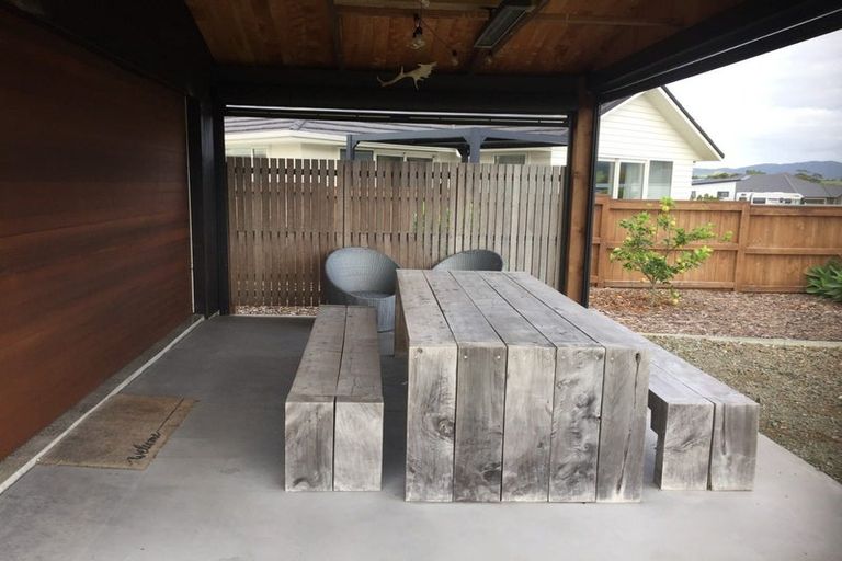 Photo of property in 33 Marram Place, Mangawhai Heads, Mangawhai, 0505