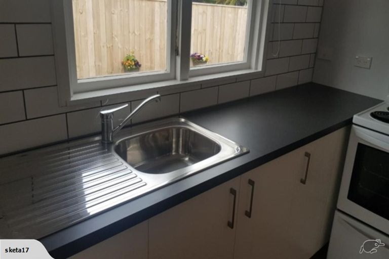 Photo of property in 43 Martin Road, Paraparaumu Beach, Paraparaumu, 5032