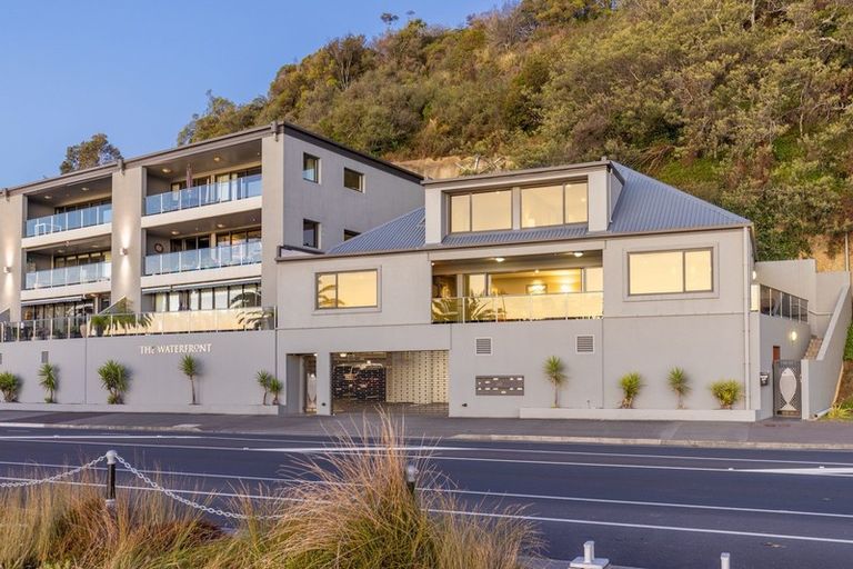 Photo of property in Waterfront Apartments, 309 Wakefield Quay, Stepneyville, Nelson, 7010