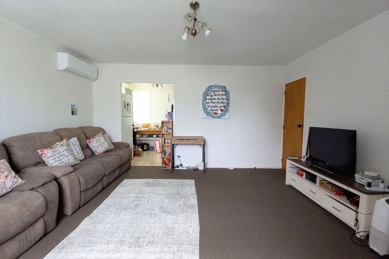 Photo of property in 405 Bucklands Beach Road, Bucklands Beach, Auckland, 2012