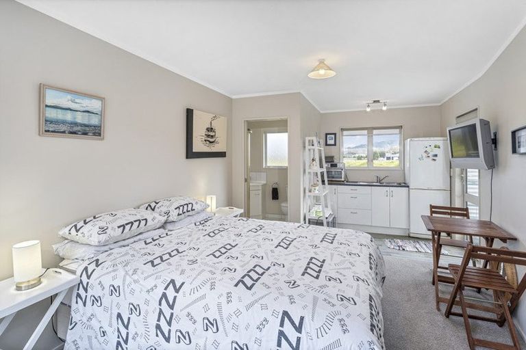 Photo of property in 19 Carina Way, Whitianga, 3510