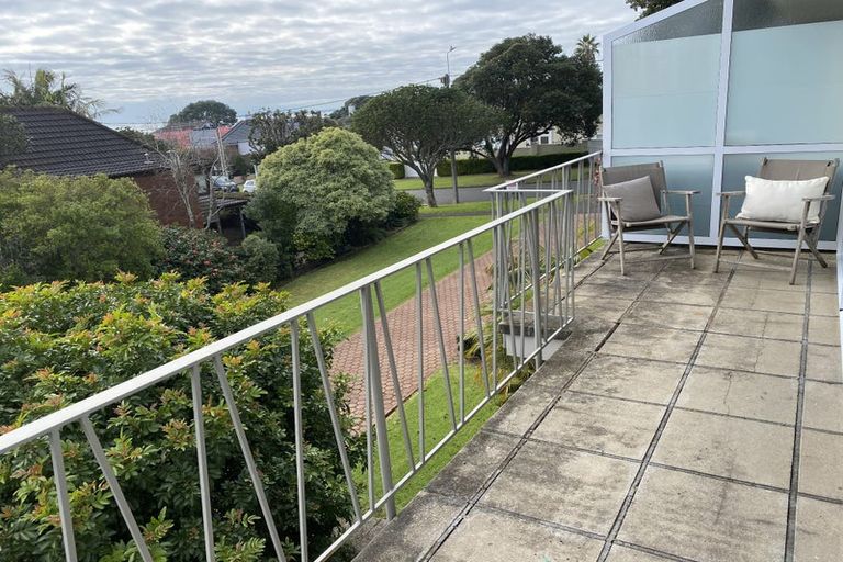 Photo of property in 3/20 Saltburn Road, Milford, Auckland, 0620