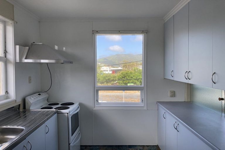 Photo of property in 229 Karori Road, Karori, Wellington, 6012