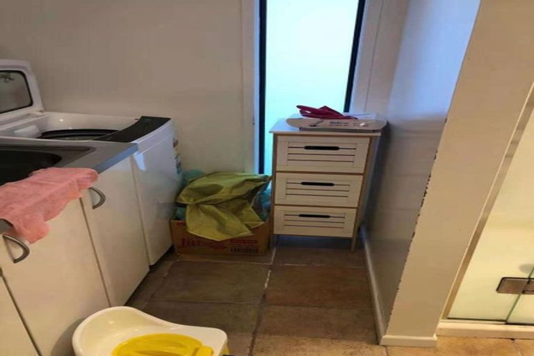 Photo of property in 93 Oaktree Avenue, Browns Bay, Auckland, 0630