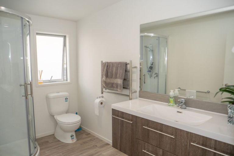 Photo of property in 13 Protea Drive, Cable Bay, 0420