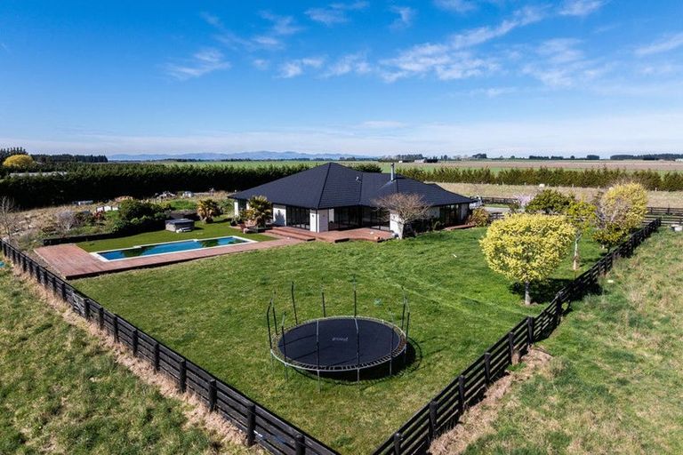 Photo of property in 1227 Oxford Road, Cust, Rangiora, 7471