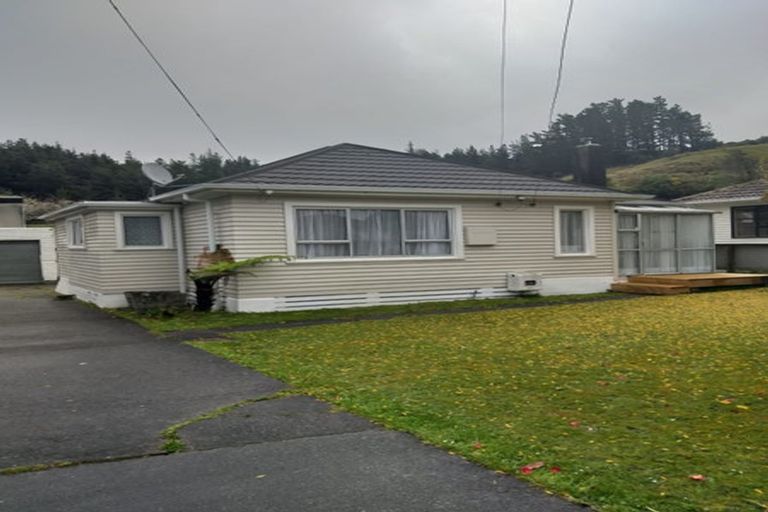Photo of property in 13 Mcgowan Road, Wainuiomata, Lower Hutt, 5014