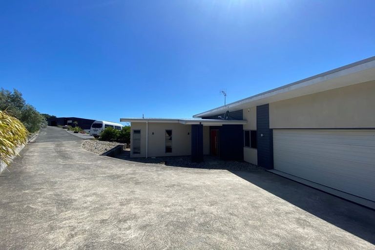 Photo of property in 22 Istana Place, Britannia Heights, Nelson, 7010