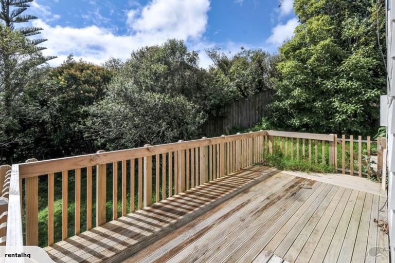 Photo of property in 14 Dianthus Place, Browns Bay, Auckland, 0630