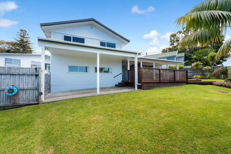 Photo of property in 17 Fitzwater Place, Henderson, Auckland, 0612