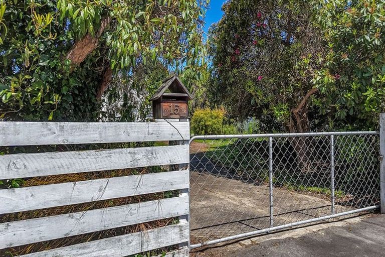 Photo of property in 15a Kent Street, Carterton, 5713