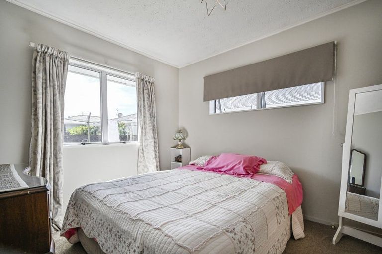 Photo of property in 1110a Karamu Road North, Mayfair, Hastings, 4122